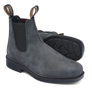 Square toe dress boots in Rustic Black